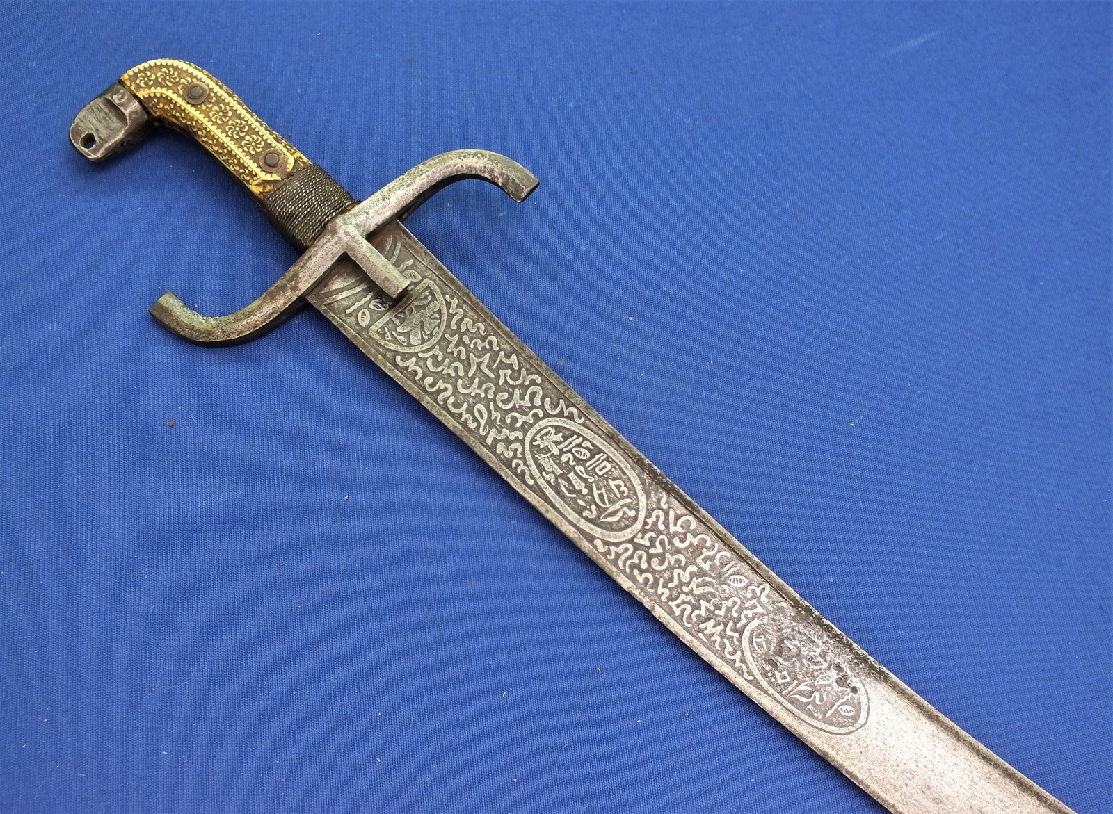 Sigur nu bănuiai asta! De ce săbiile otomanilor erau curbate