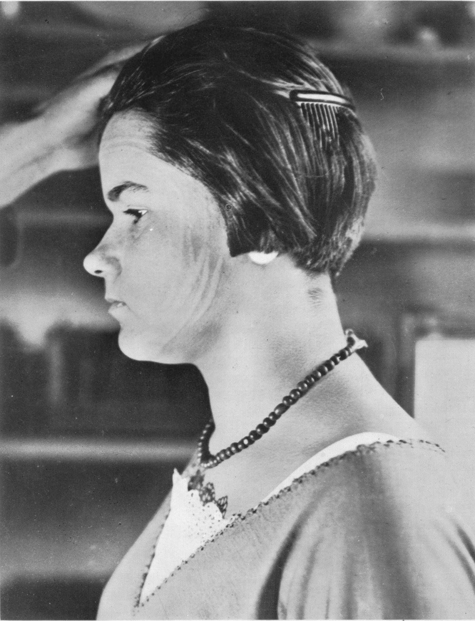 eleonora zugun posedată