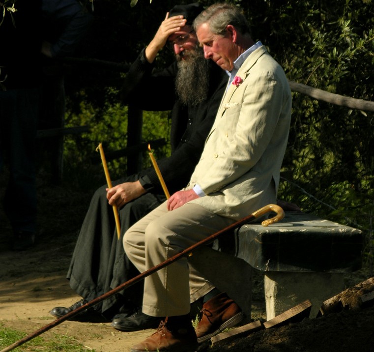 Singurul român în fața căruia a îngenuncheat Prințul Charles