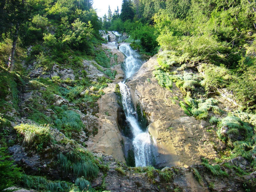 spectaculoase cascade românia