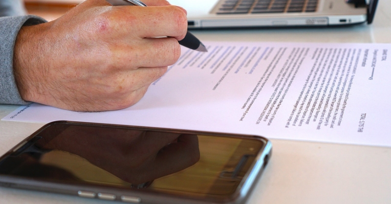 Model contract prestări servicii. Ce elemente trebuie să conțină acesta