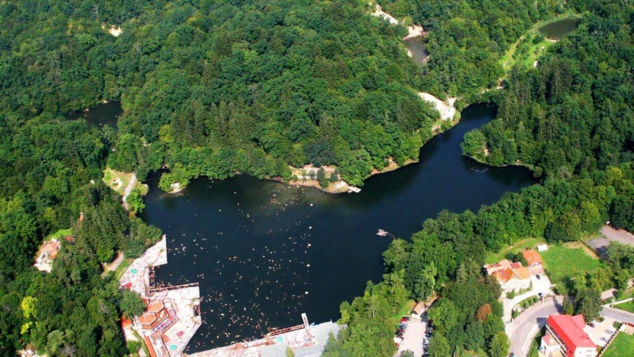 Locul din România unde există cel mai mare lac sărat helioterm din Europa