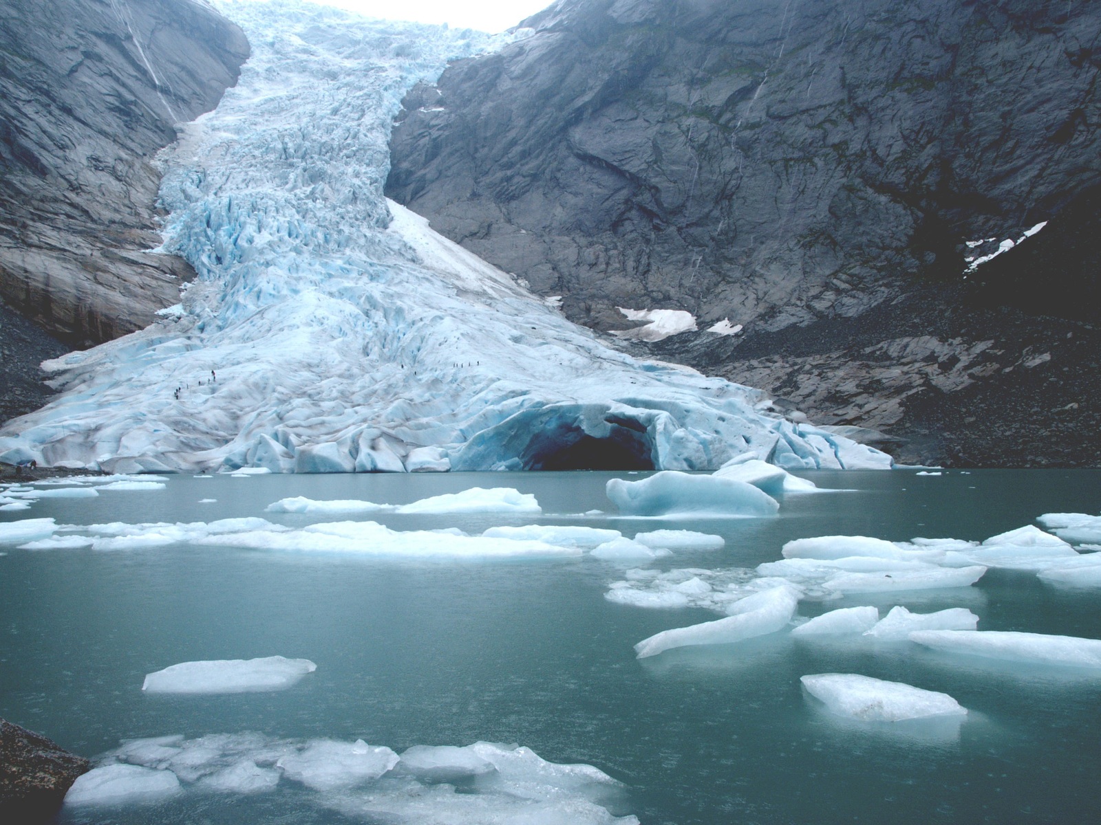 Briksdalsbreen