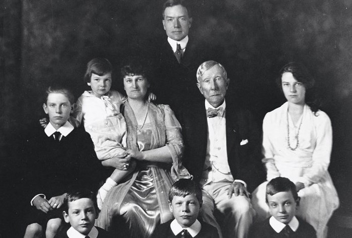 Familii care s-ar afla la conducerea lumii - Rockefeller
