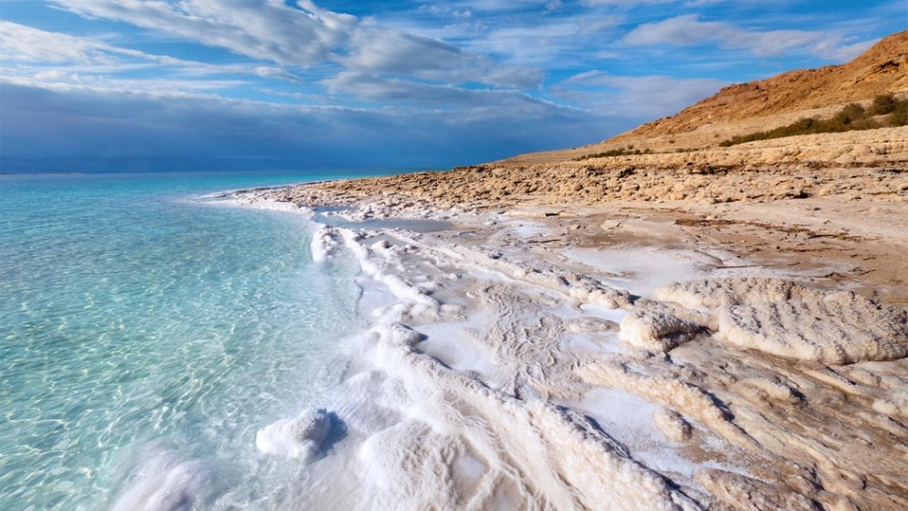 Marea în care nu s-a înecat nimeni niciodată. Care este de fapt motivul