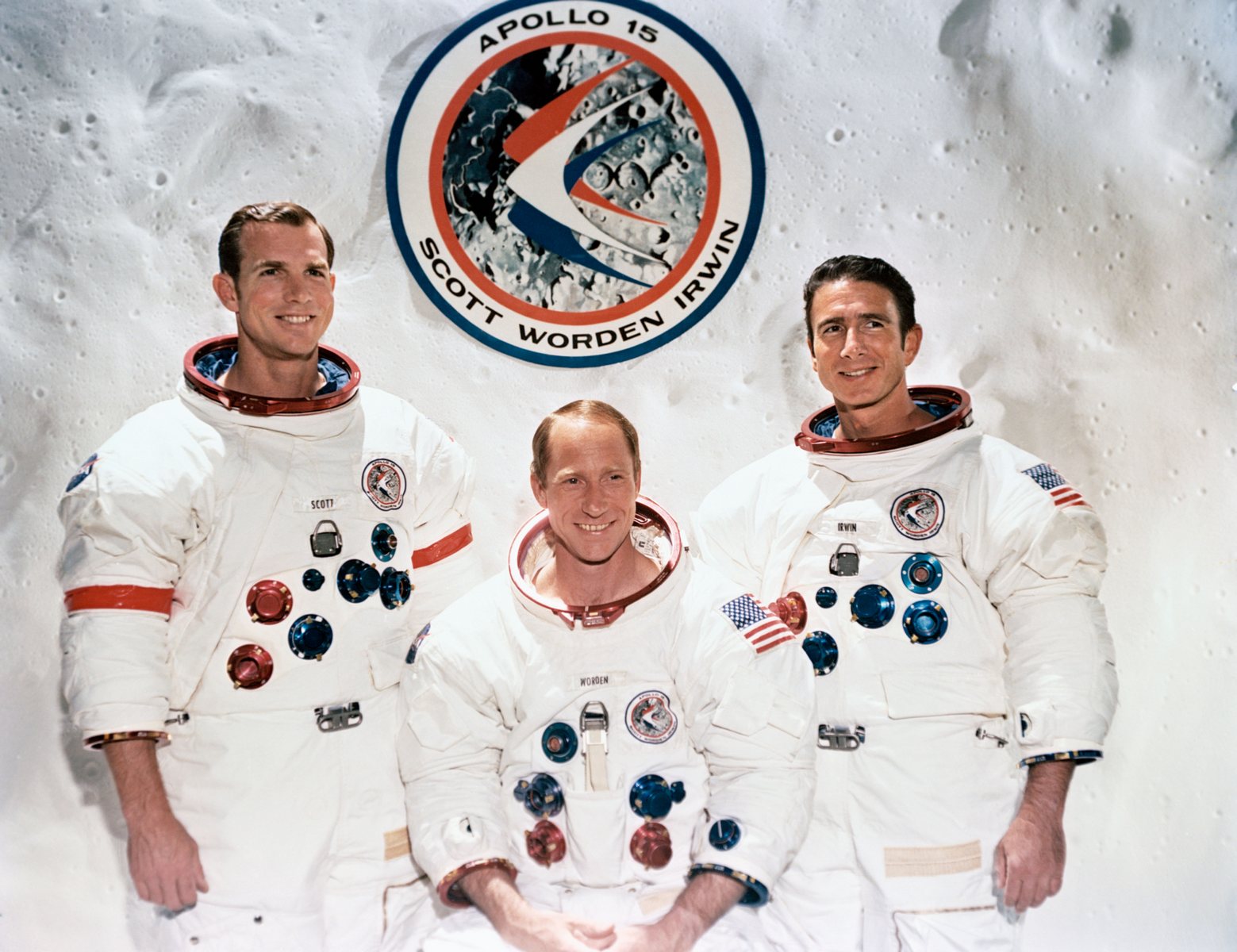 Echipajul Apolo 15. De la stânga la dreapta: Scott, Worden, Irwin