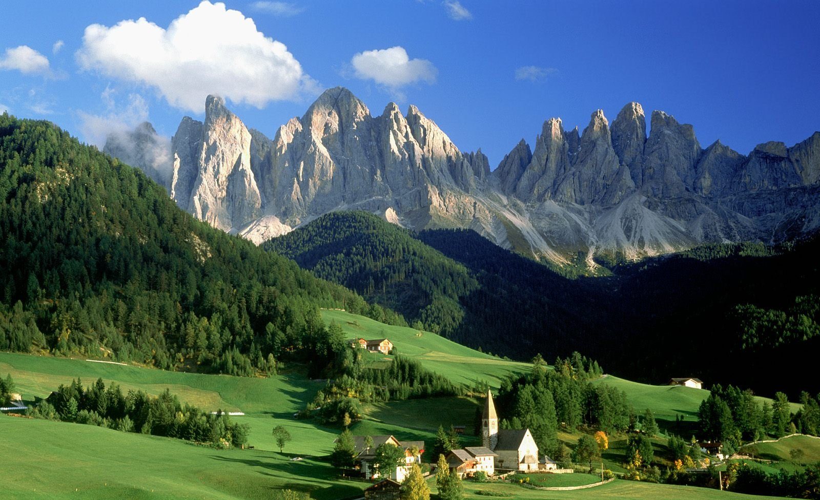 Timpul trece mai repede la altitudini mai înalte? Descoperirea uimitoare făcută de oamenii de știință