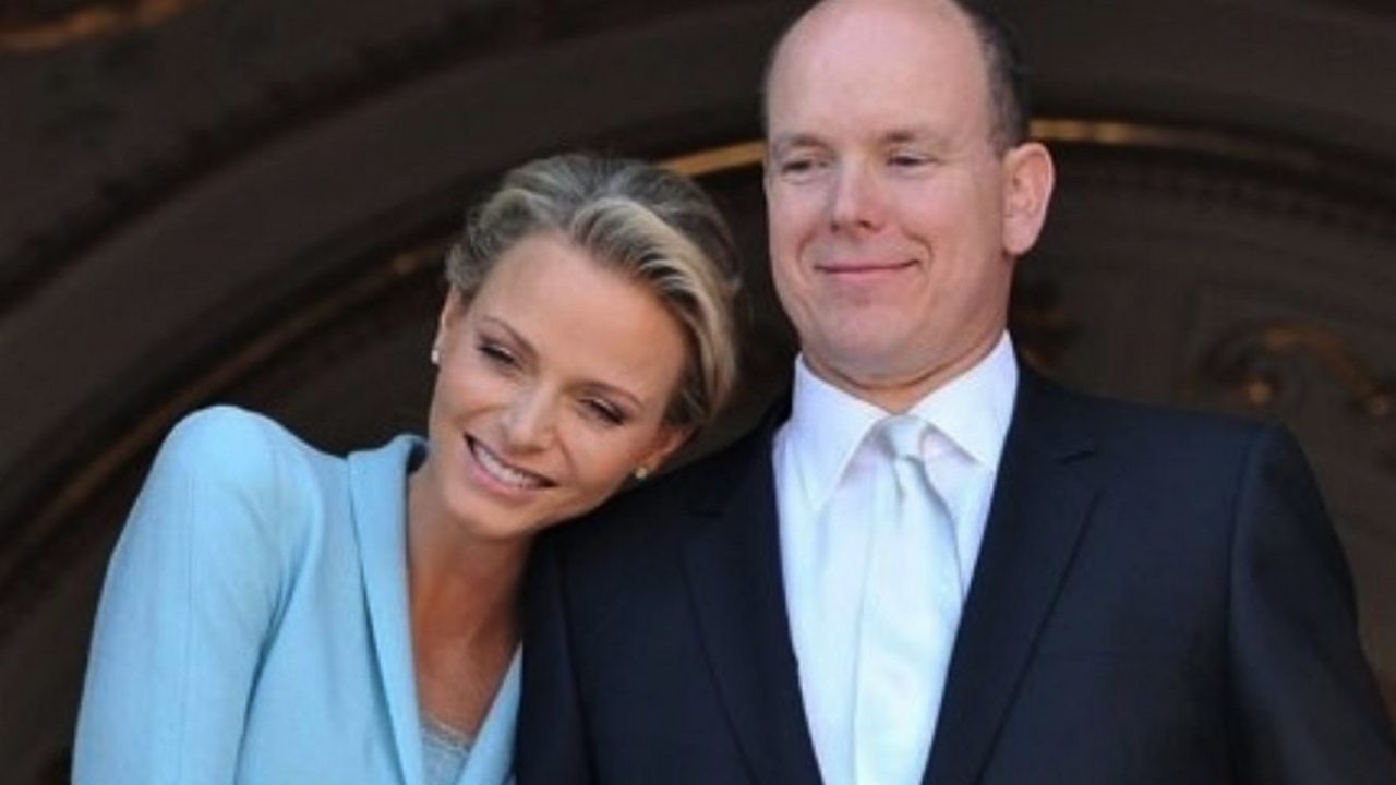 Boală de care suferă prințesa Charlene de Monaco