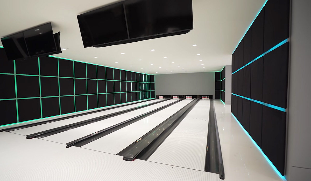 Sala de bowling din cea mai mare casă din America