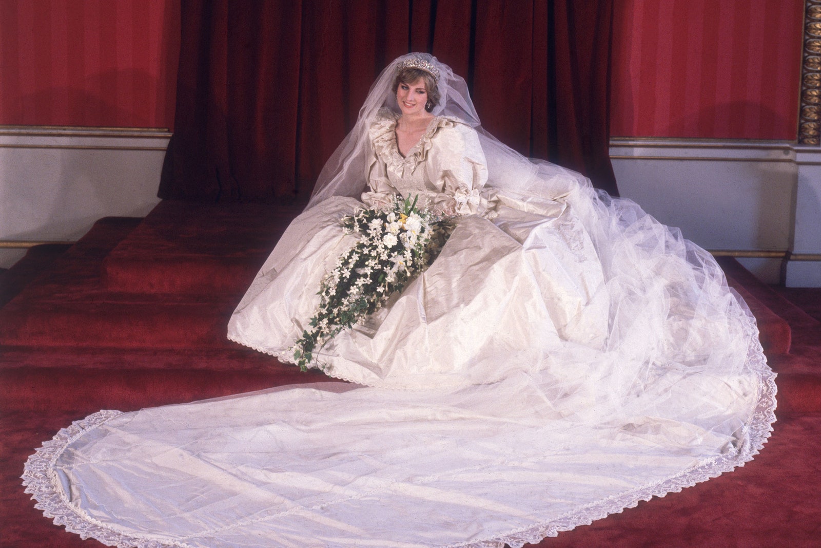 Rochia Prințesei Diana
