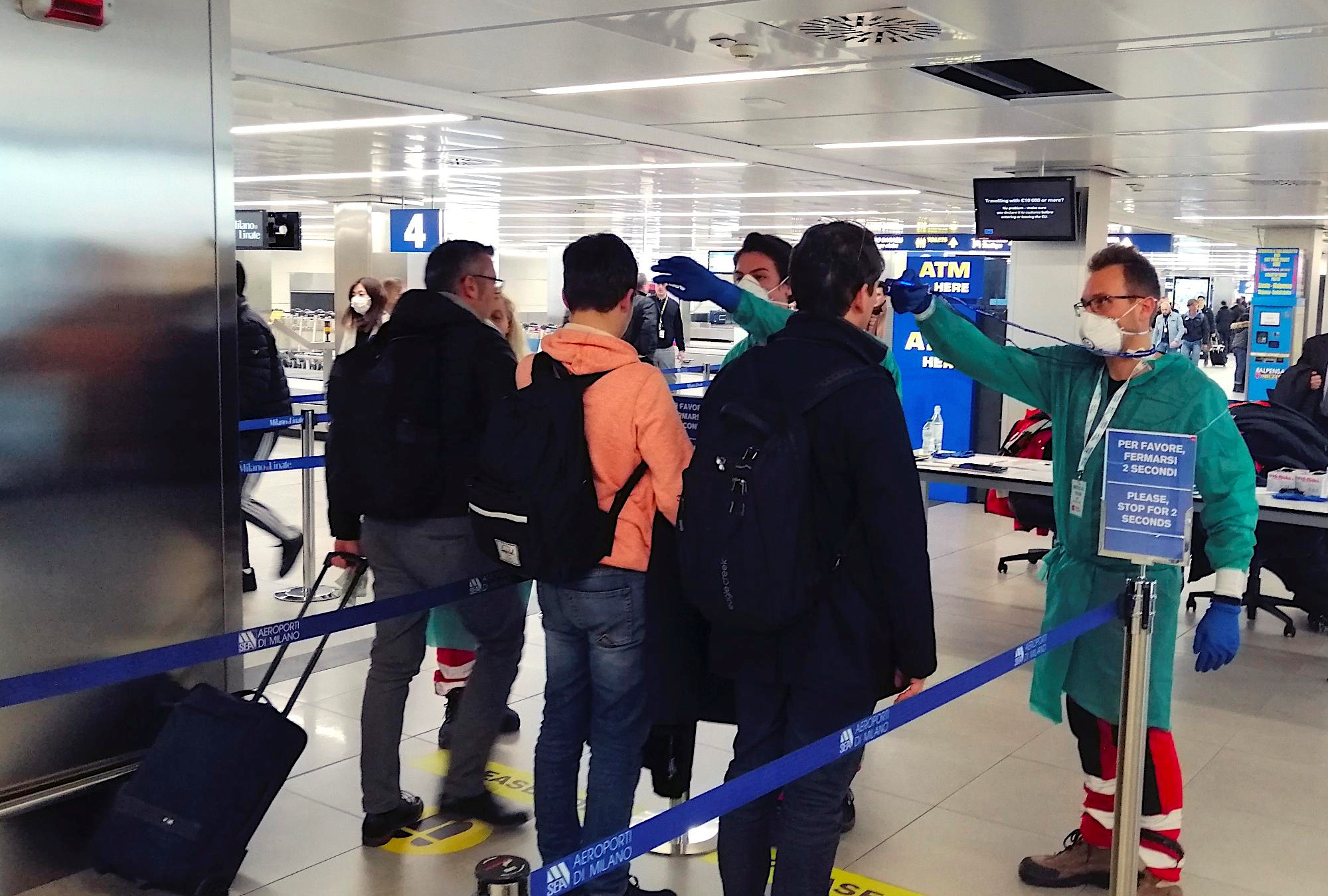 Italia înăsprește condițiile de intrare în țară. Ce trebuie să prezinte cetățenii UE, din 16 decembrie, care ajung aici