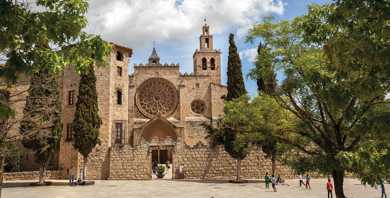 Obiective și atracții turistice în jurul Barcelonei. Mănăstirea Sant Cugat del Vallés