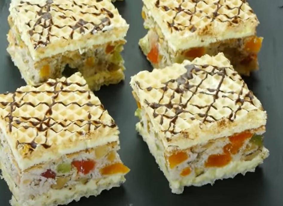 Rețetă de prăjitură Rumba. Cum se face acest minunat desert cu foi de napolitană