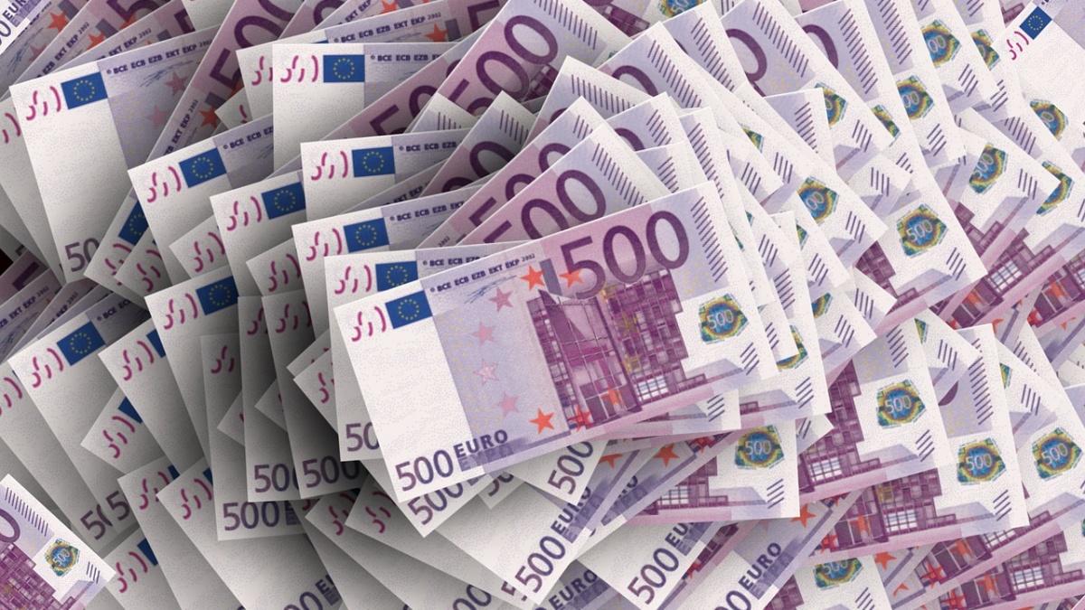 românii primi 25.000 euro
