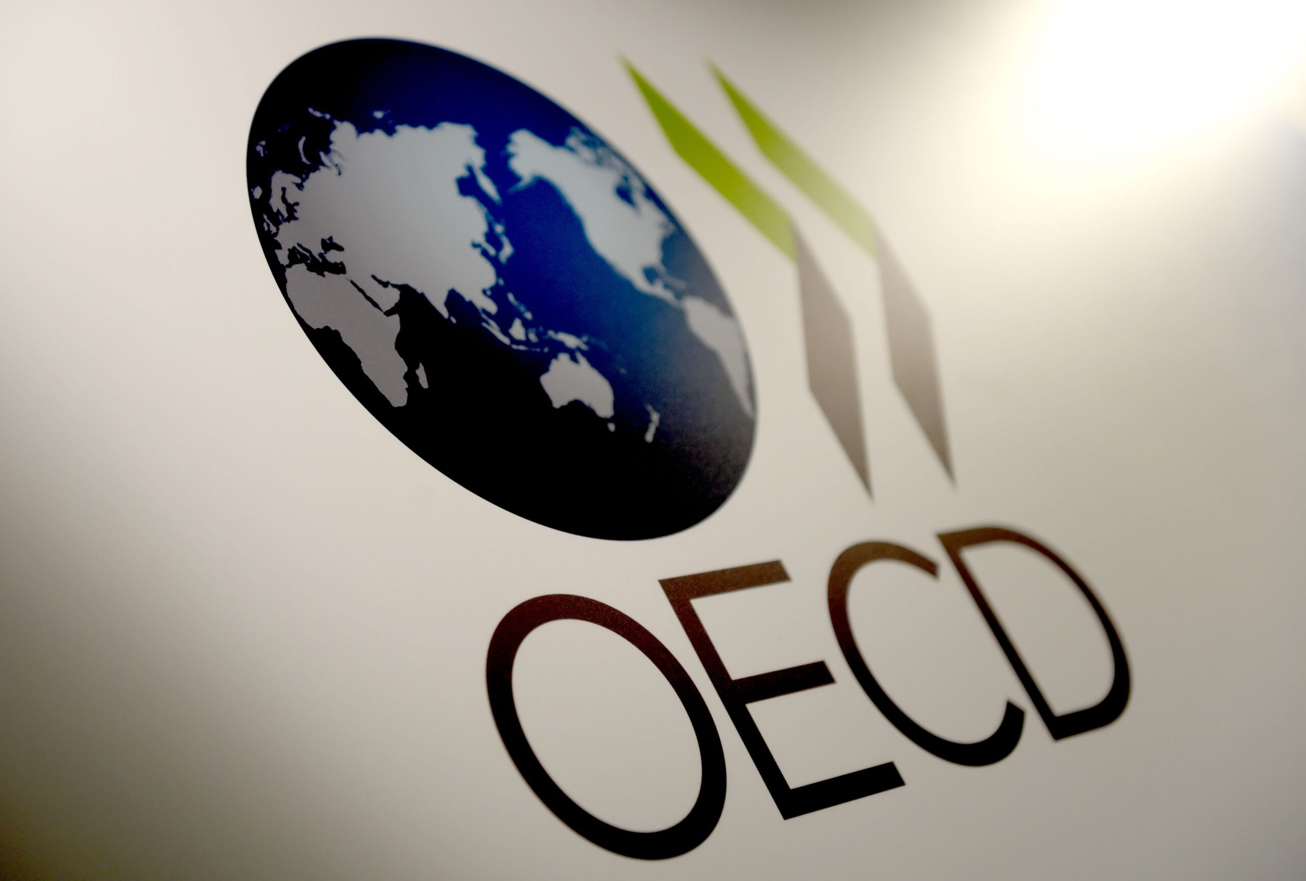 Ce este OECD și care sunt statele membre. România își dorește aderarea