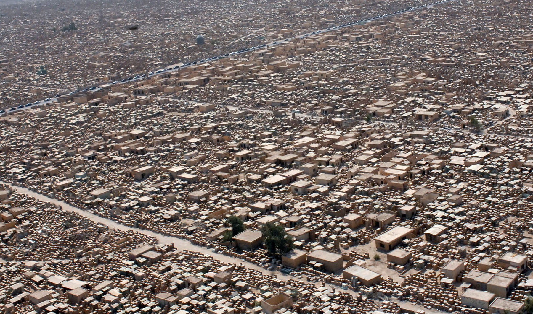 Wadi Al-Salaam, cel mai mare cimitir din lume