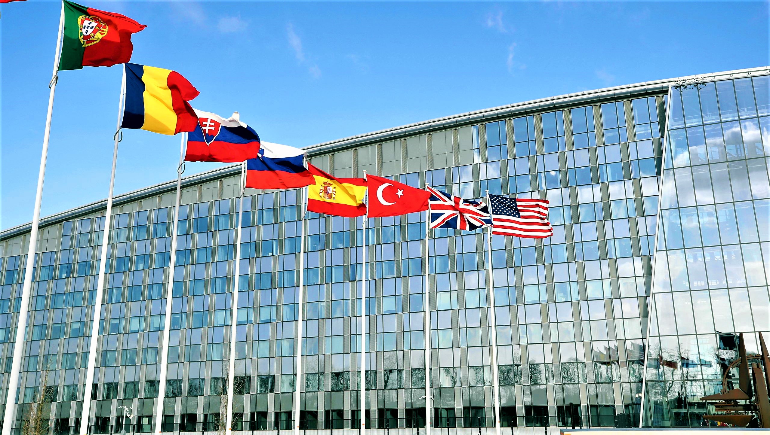 Țări membre NATO. Lista completă a statelor care fac parte din această organizație