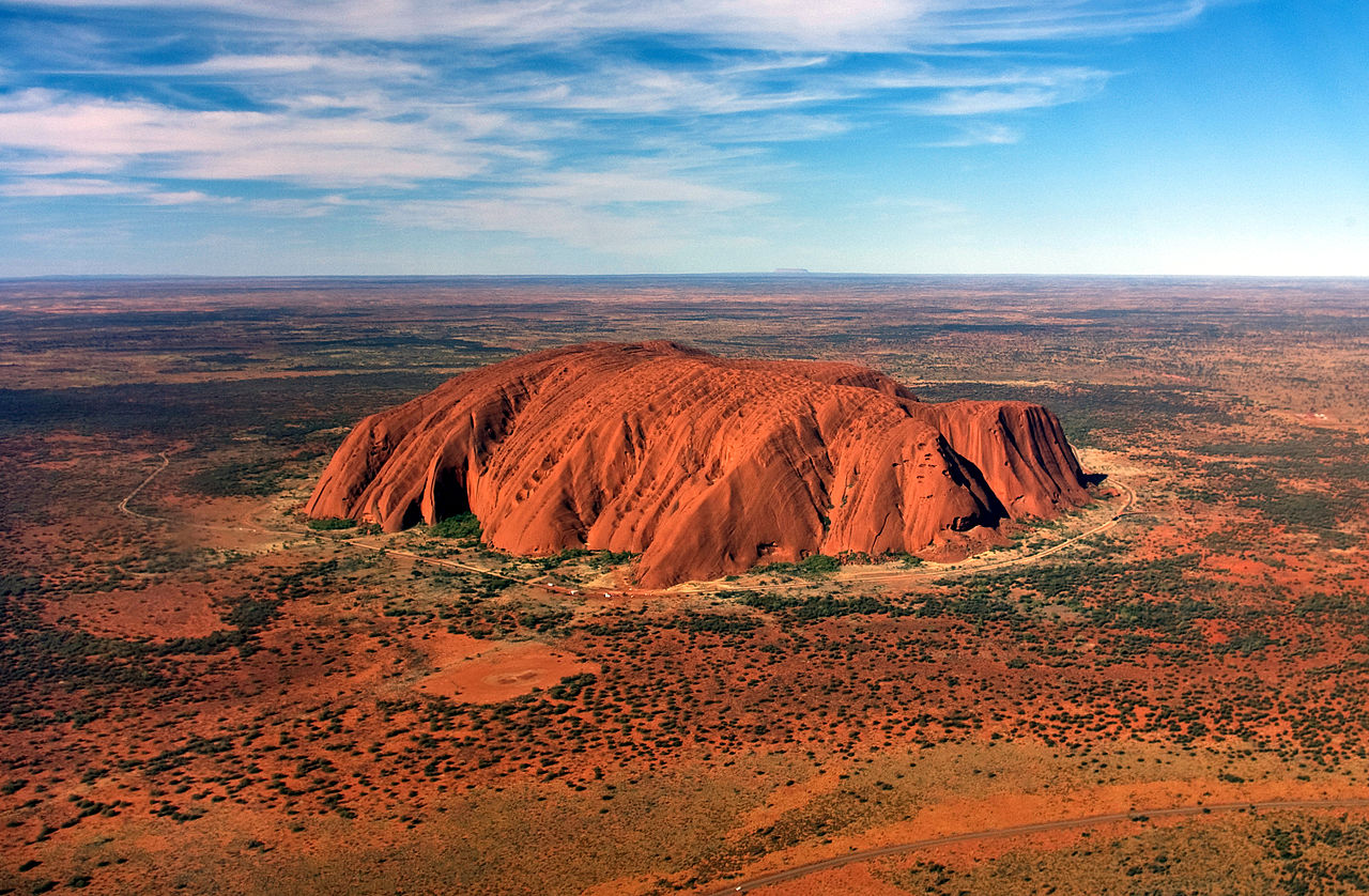 Locuri încântătoare din Oceania. Uluru, Australia