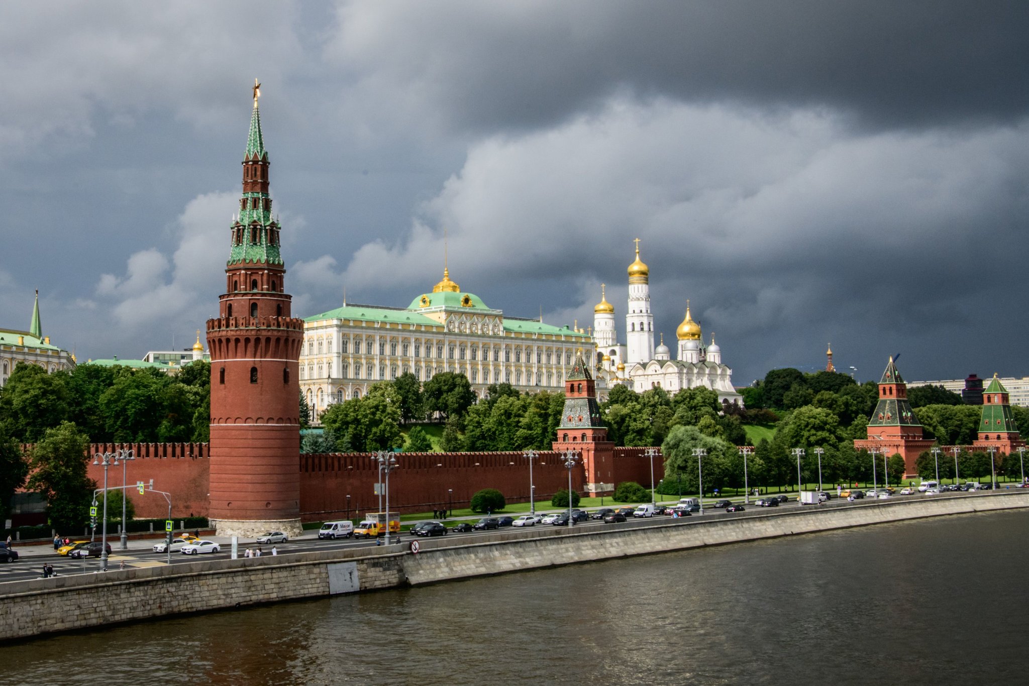 Ce este Kremlinul și cine l-a construit