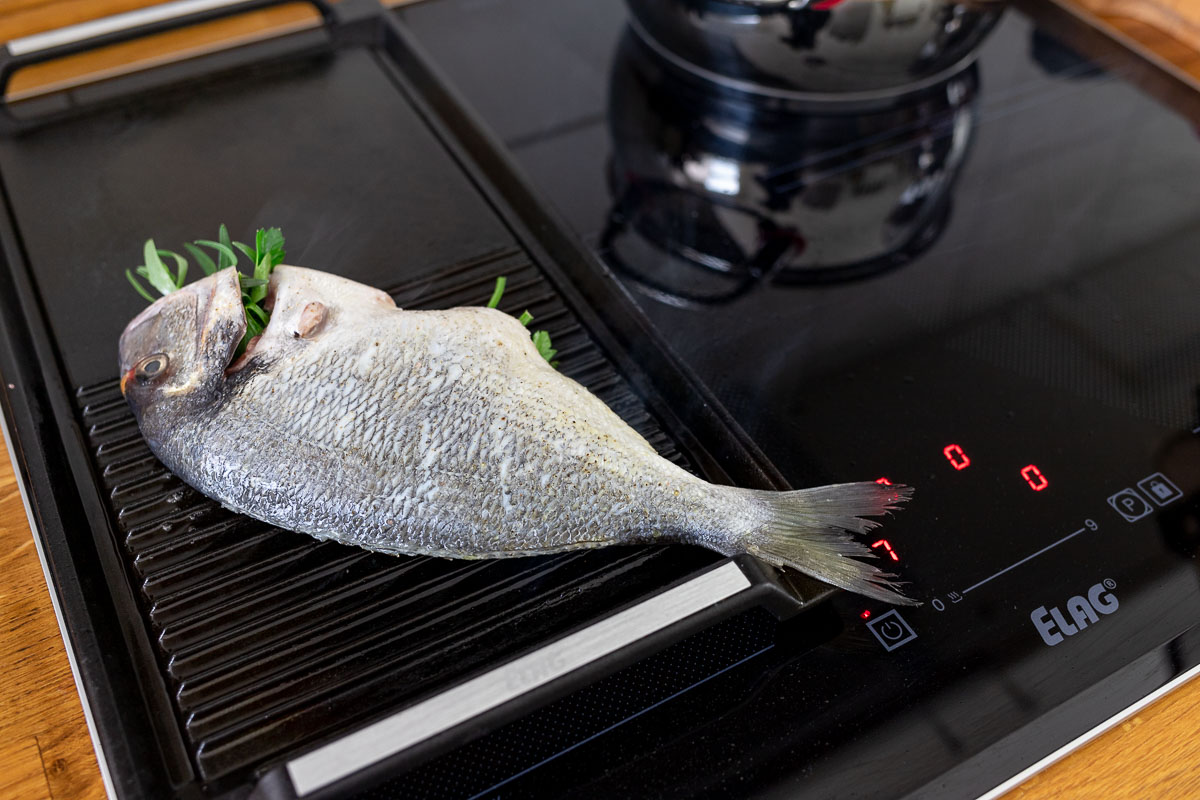 Cum poți să prăjești peștele fără să faci miros în casă. Trucuri și recomandări prețioase