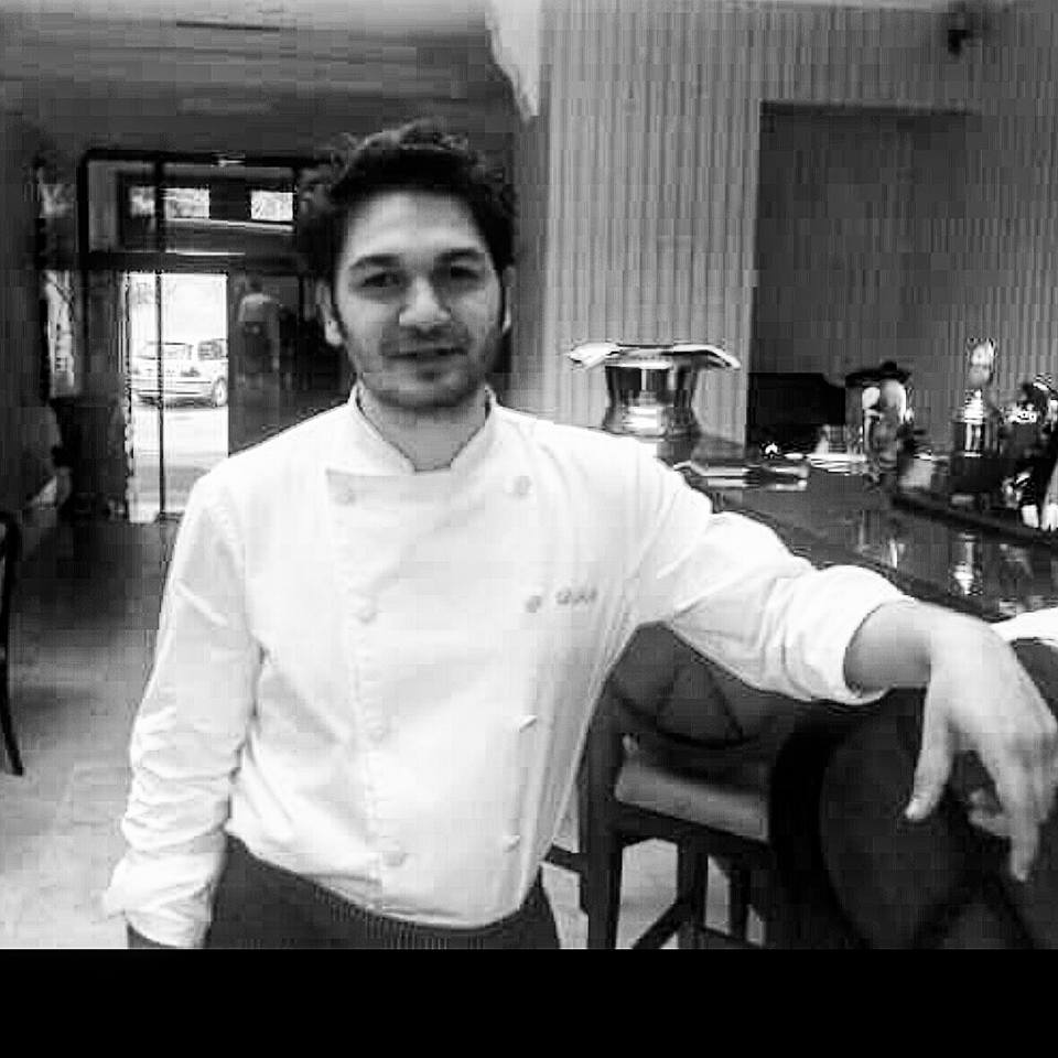 Chef Florin Dumitrescu în tinerețe / Sursă foto: Facebook Chef Florin Dumitrescu