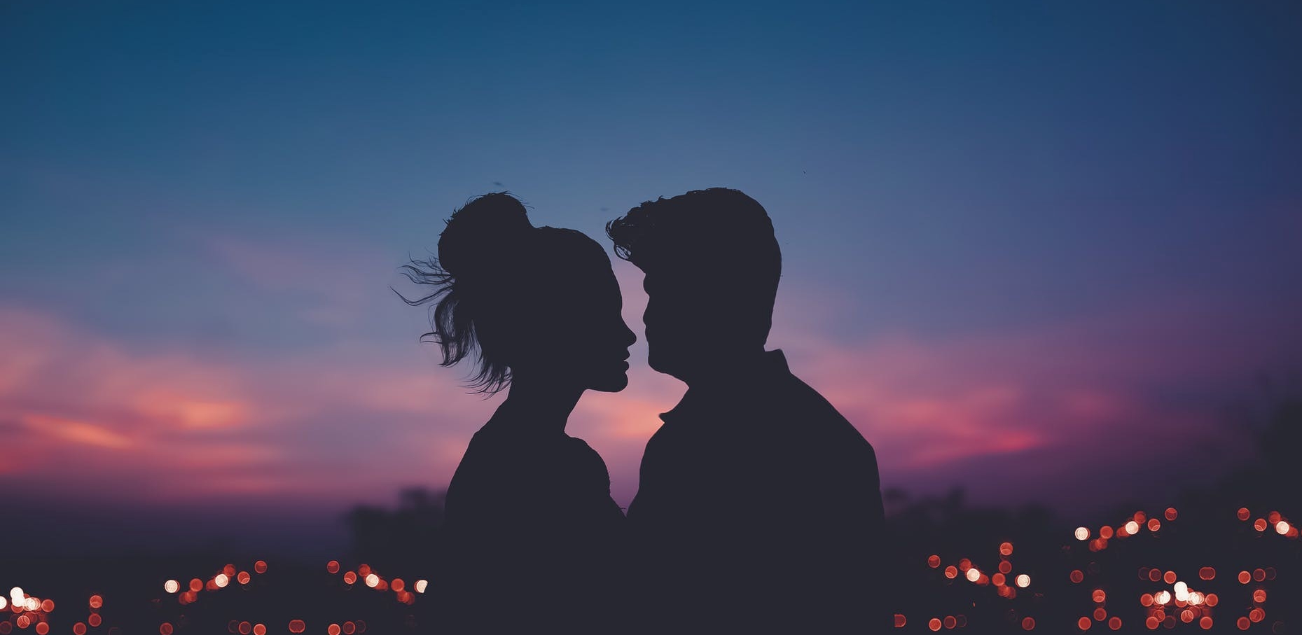 Mesaje de iubire pentru ea. 20 de idei și declarații prin care poți să-i arăți dragostea pe care i-o porți