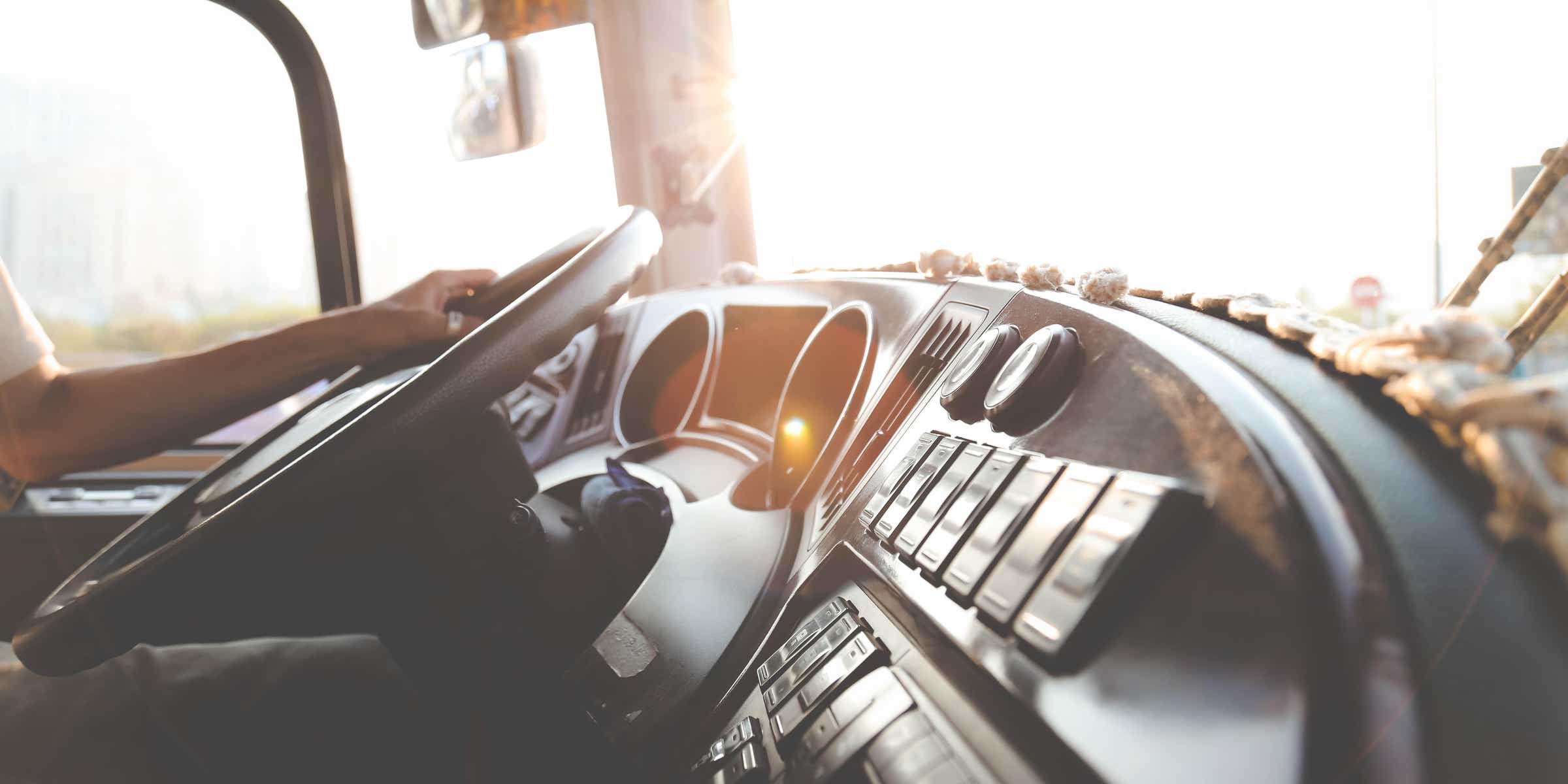 Ce salariu are un șofer de tir în 2022