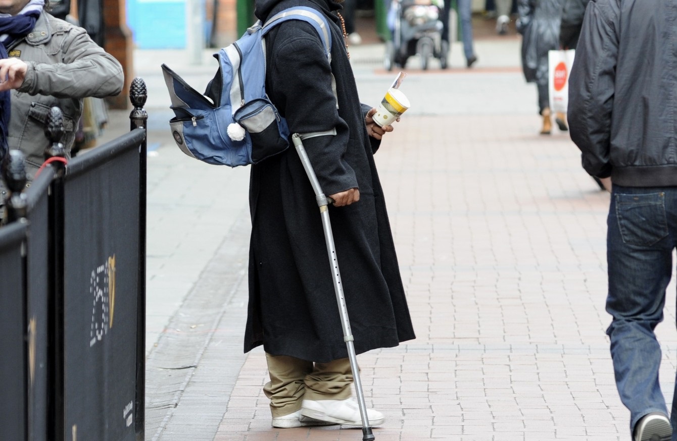 Țara din Europa unde amenda pentru cerșit este dublă față de cea pentru prostituție. Autoritățile sancționează aspru cerșetoria