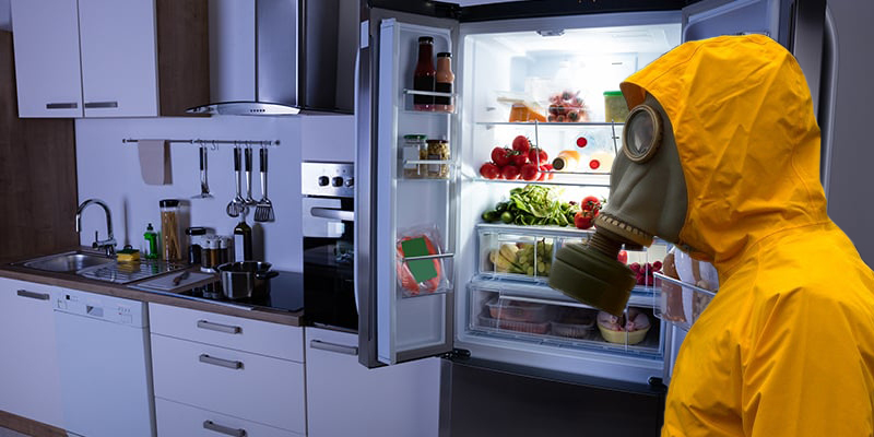 Trucuri eficiente care te scapă de mirosul neplăcut din frigider