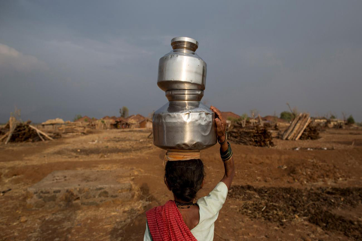 Tradiția „soțiilor pentru apă”