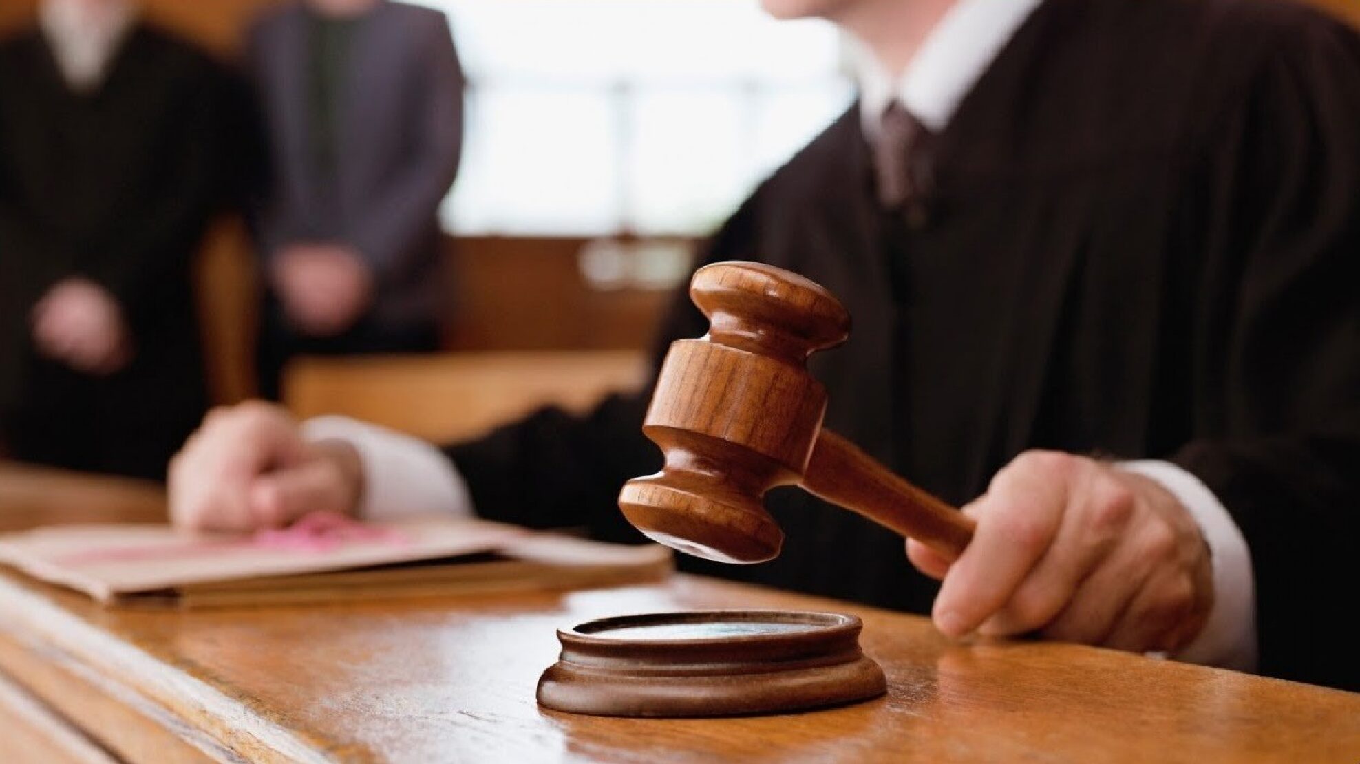CCR discută sesizarea în legătură cu OUG privind instituirea programului SAFE