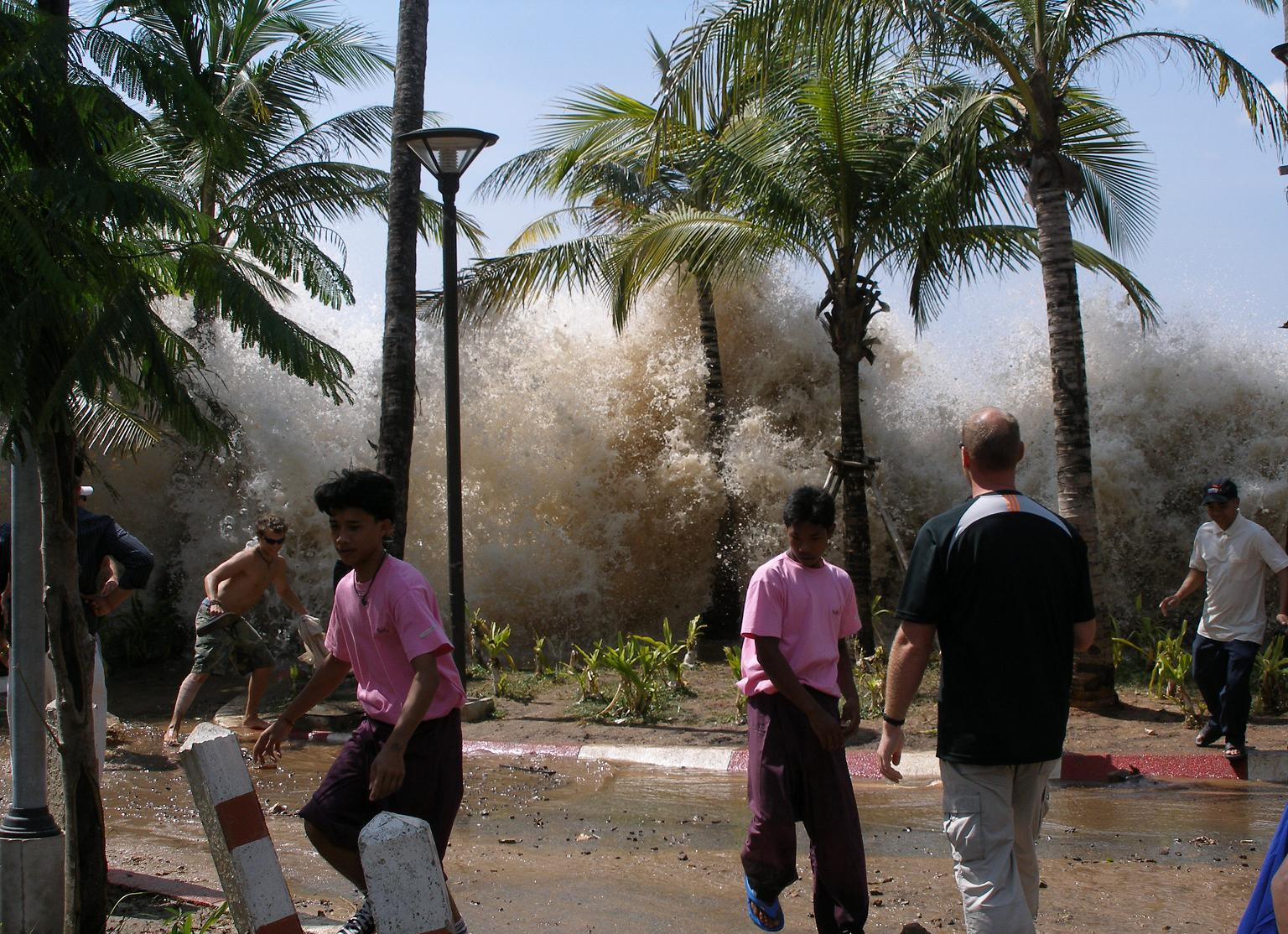 puternice tsunami istorie