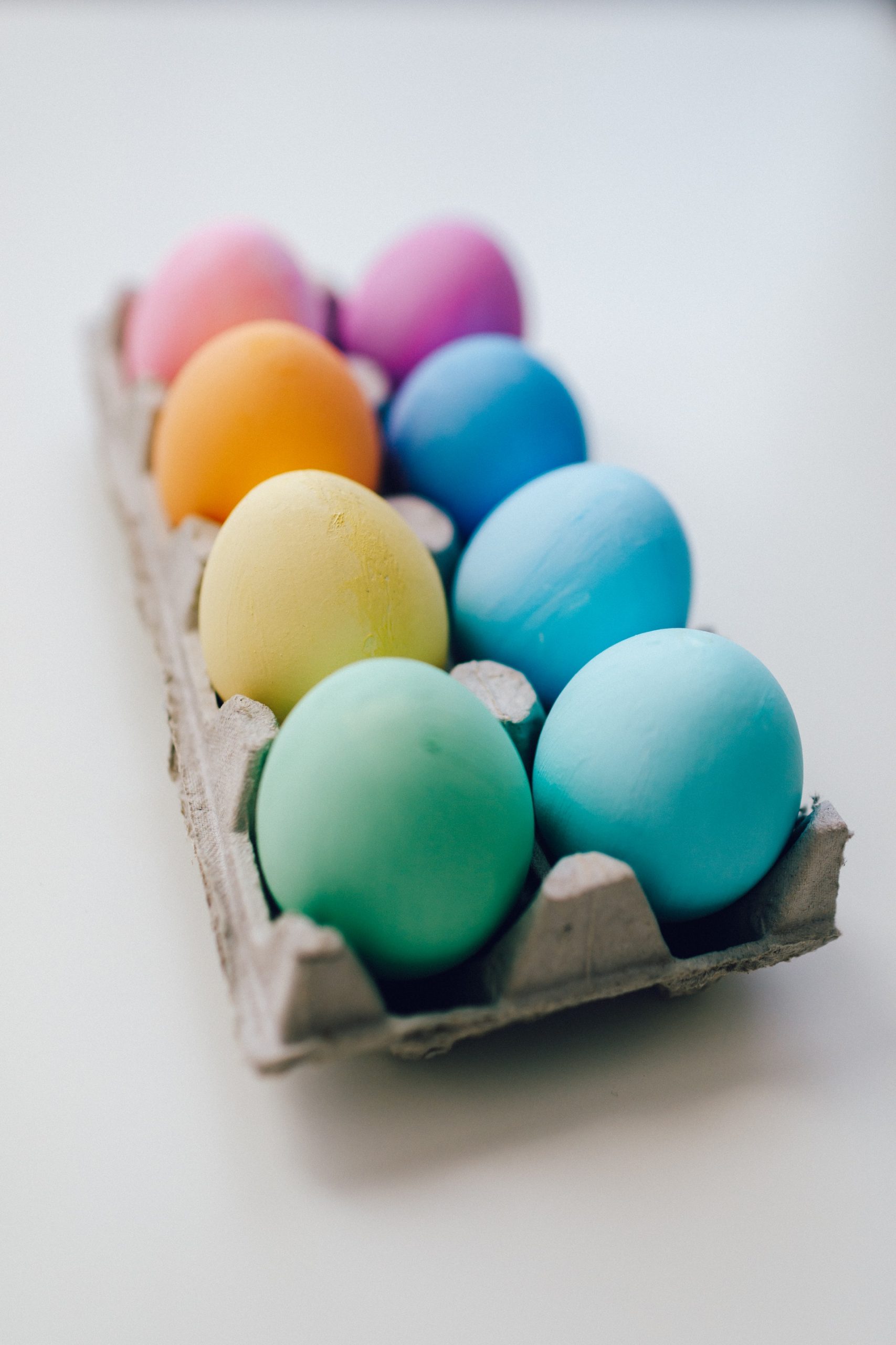Cum poți să vopsești ouăle de Paște în mod natural, fără vopsea