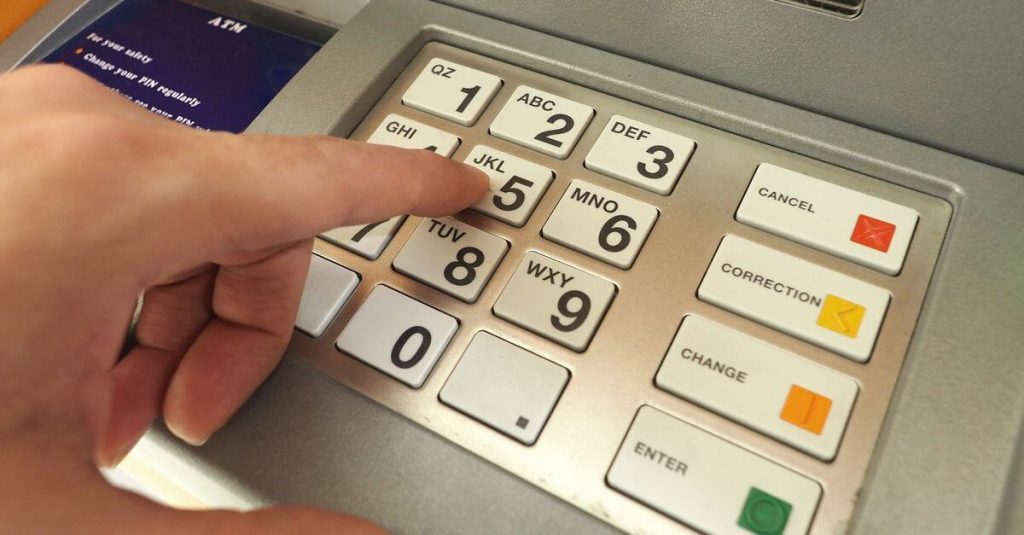 De ce este importantă tasta 5 de la bancomat