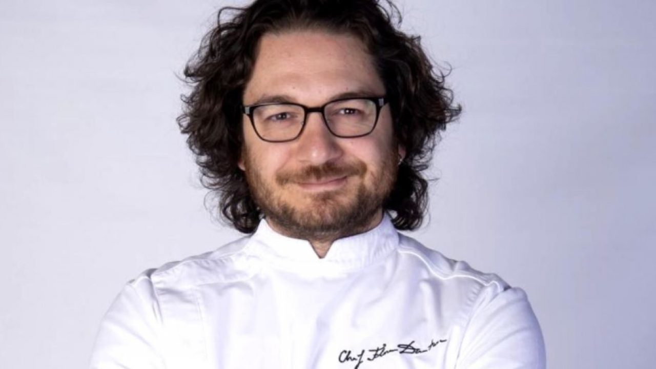 De ce să nu comanzi niciodată la restaurant ce îți recomandă ospătarul. Motivul incredibil dezvăluit de chef Florin Dumitrescu