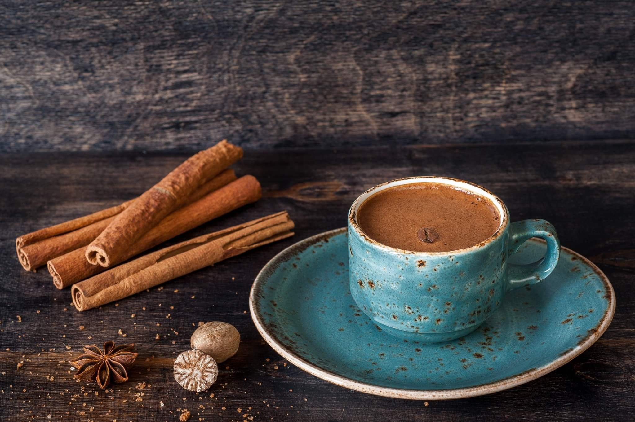Scorțișoara, ingredientul secret care dă un plus de savoare cafelei tale