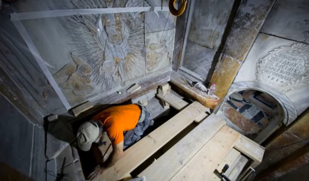 Mormântul lui Iisus a fost deschis în 2016