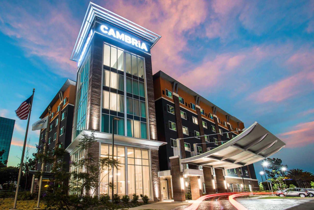 Hotel Cambria