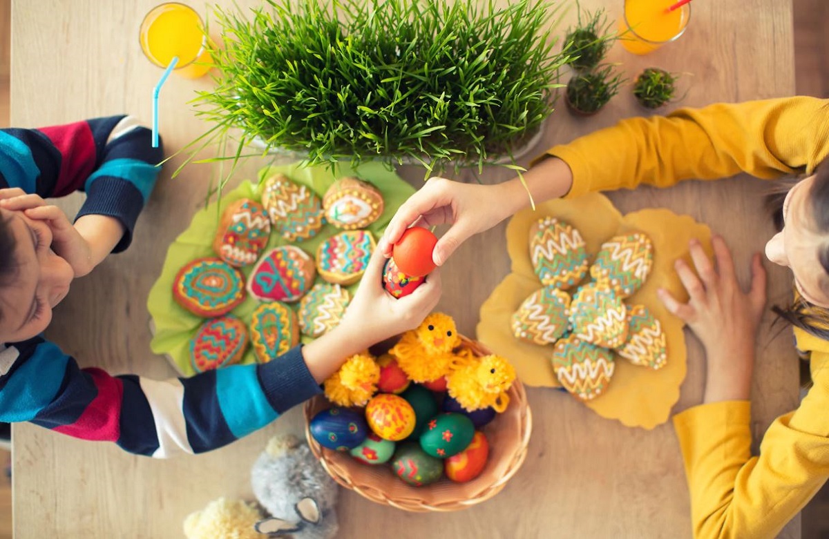 Tradiții, superstiții și credințe. De ce se ciocnesc ouă de Paște