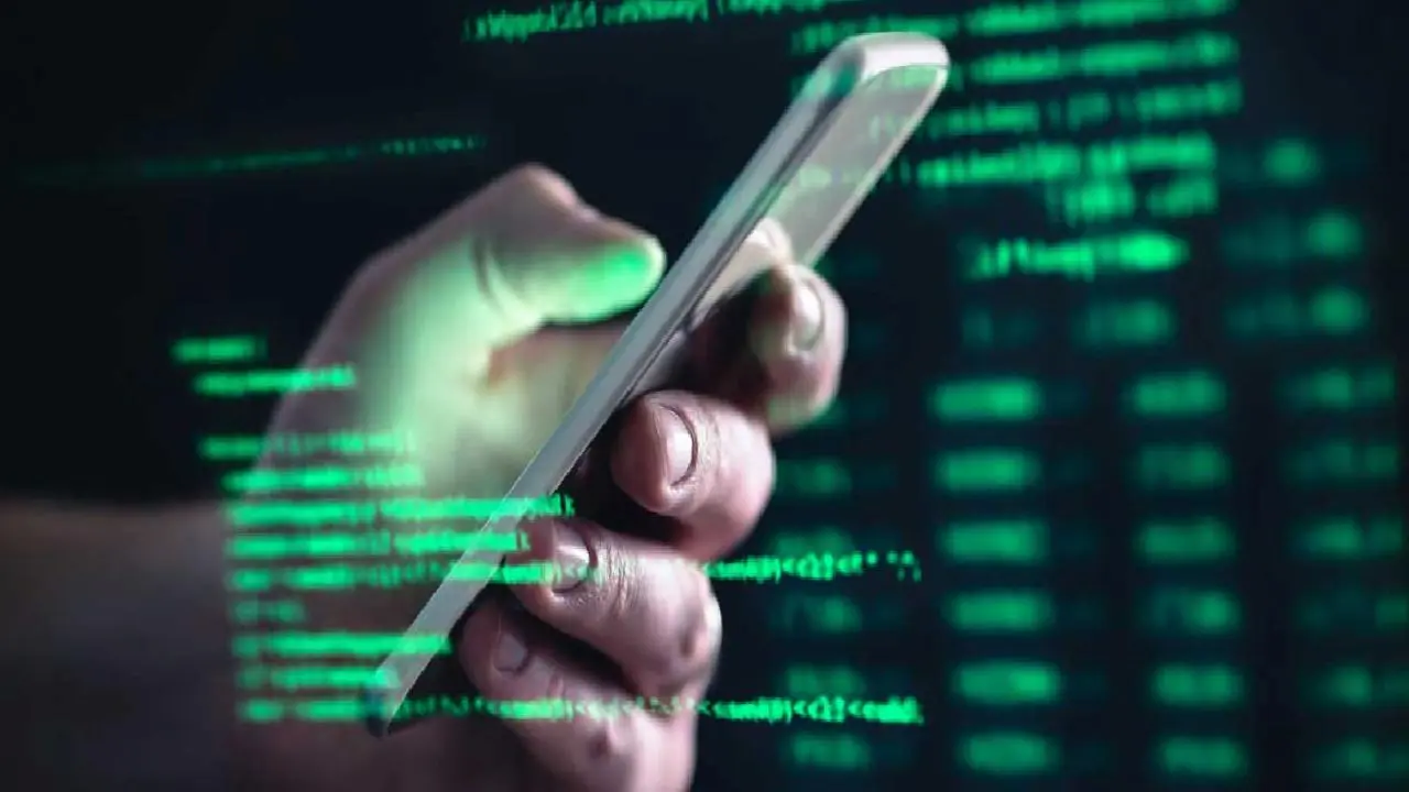 8 lucruri esențiale de știut, dacă ajungi în vizorul hackerilor. Te pot ataca având doar numărul tău de telefon