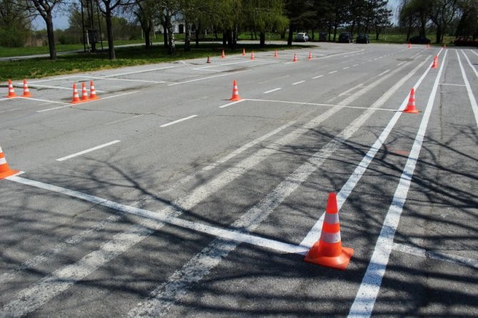 Unde poți conduce fără permis astfel încât să nu încalci legea