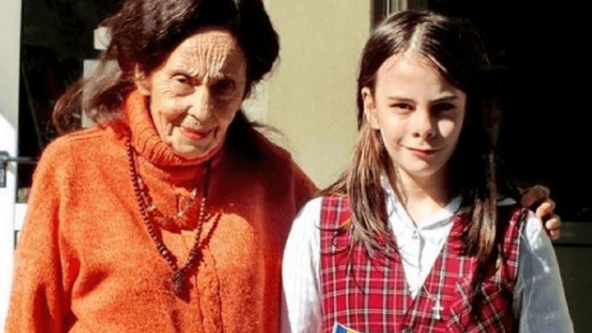 Eliza Iliescu, alături de mama sa
