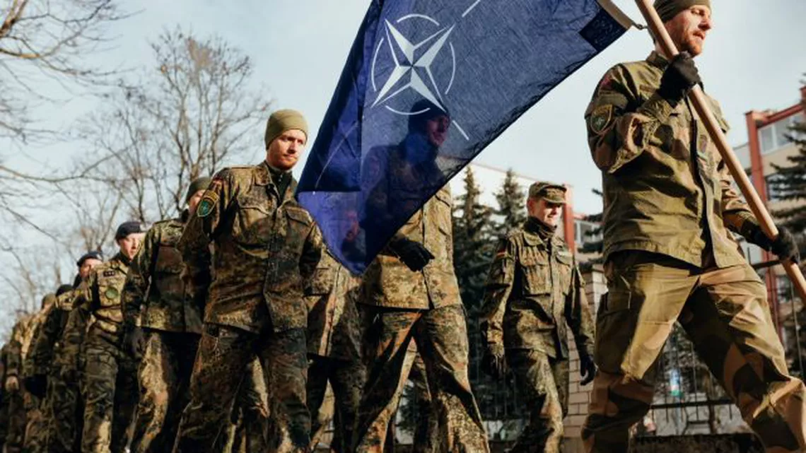 NATO vrea să crească numărul de soldați, care sunt în stare de alertă
