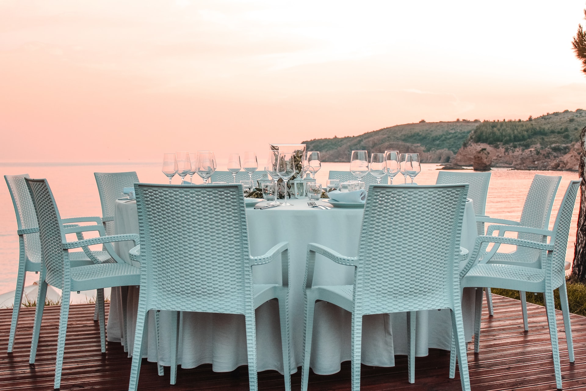 Vacanță în Grecia 2022. Taxa surpriză pe care o poți găsi pe nota de plată