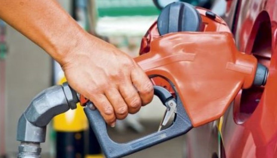 Când expiră motorina și benzina. Ce spun de fapt specialiștii din domeniu