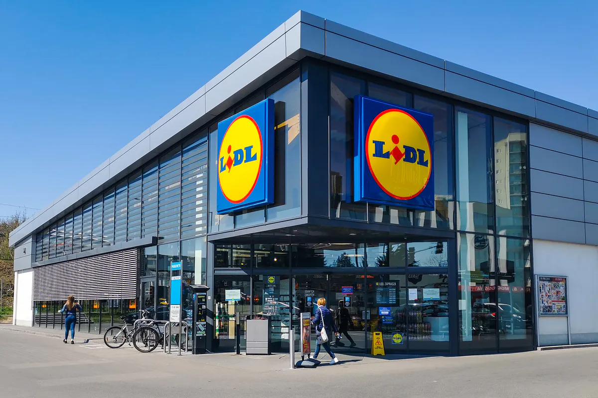 Motivul pentru care toate magazinele Lidl sunt aranjate la fel. Detaliul neștiut de clienți