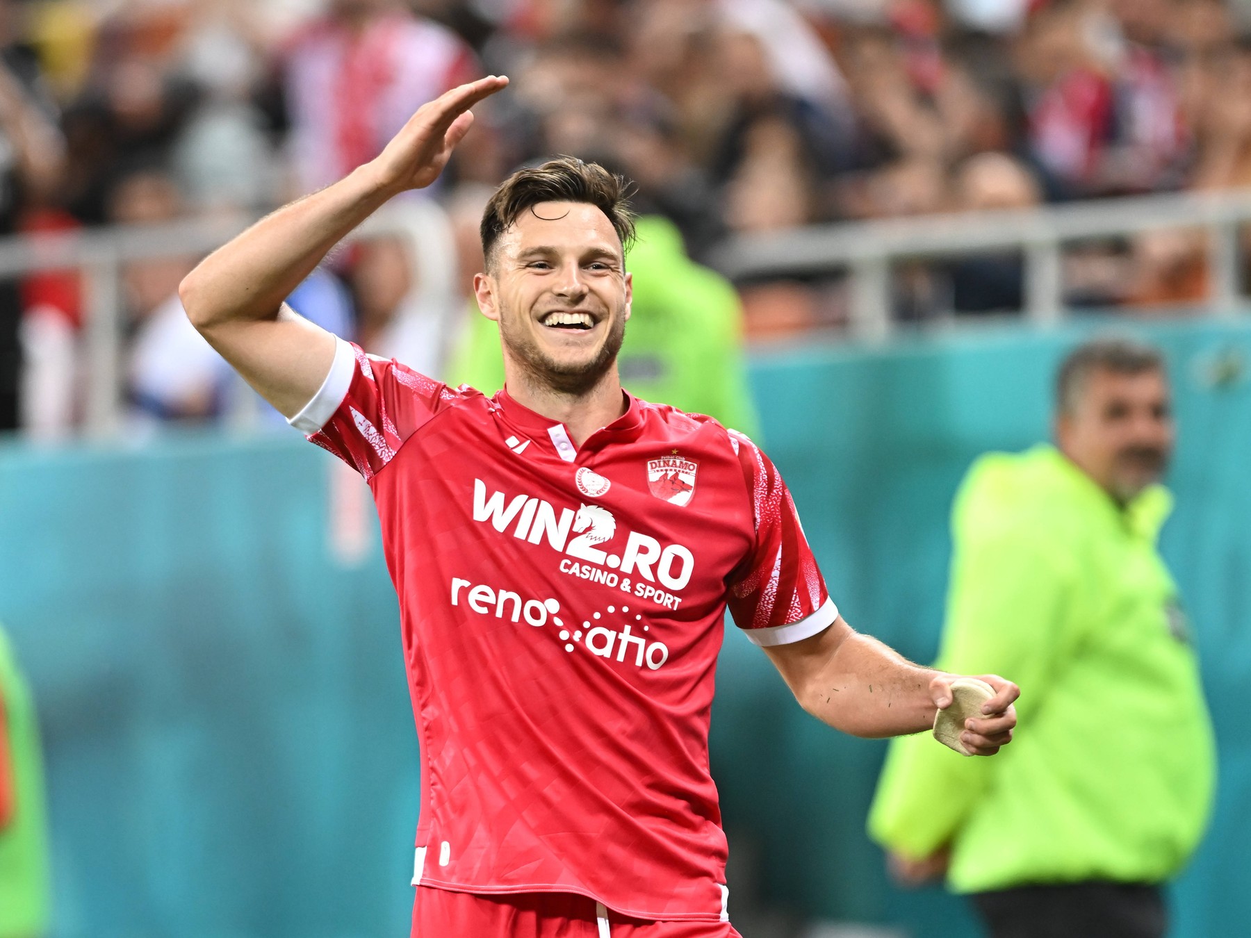 „Incredibil”! Dennis Politic, anunțul momentului după ce a salvat-o pe Dinamo de la retrogradare