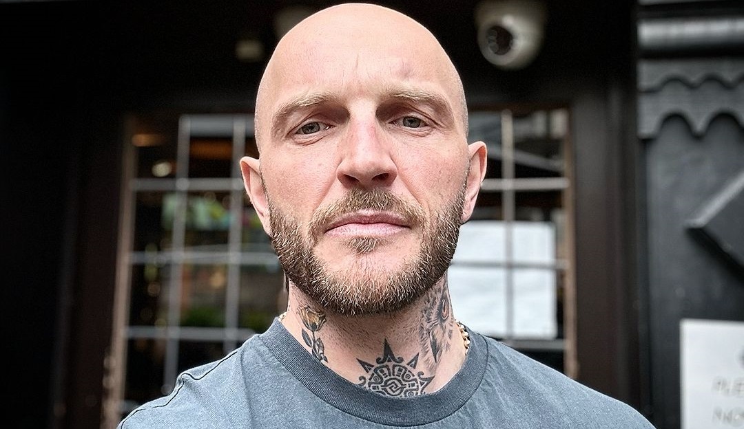 Ce a apărut pe corpul lui Bordea la un an de când a divorțat. Comediantul s-a lăudat în fața tuturor