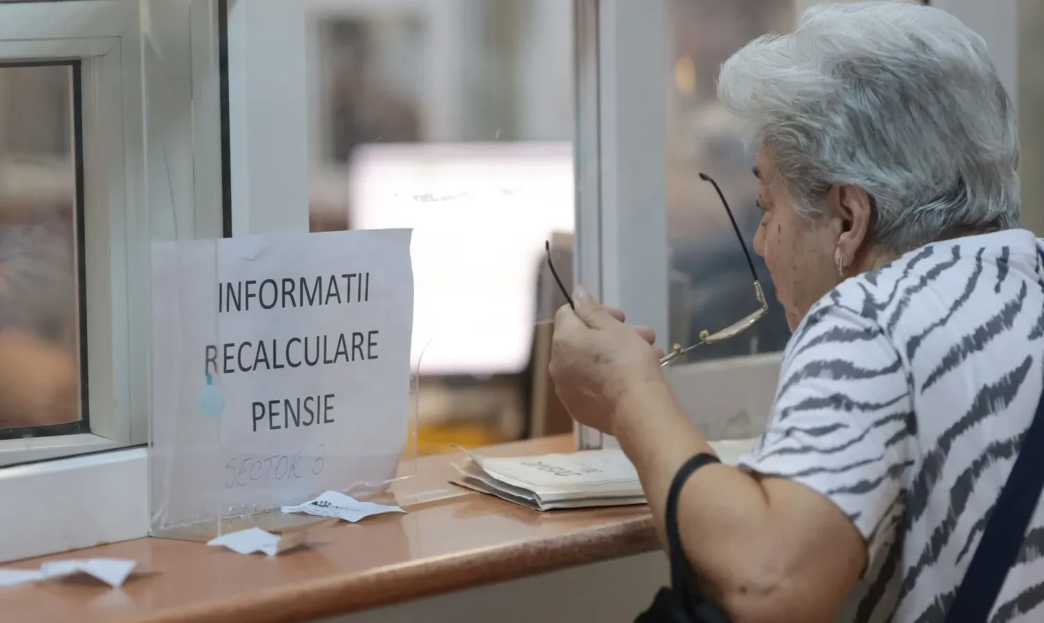 Mica recalculare a pensiilor. Bani în plus pentru un milion de pensionari din România