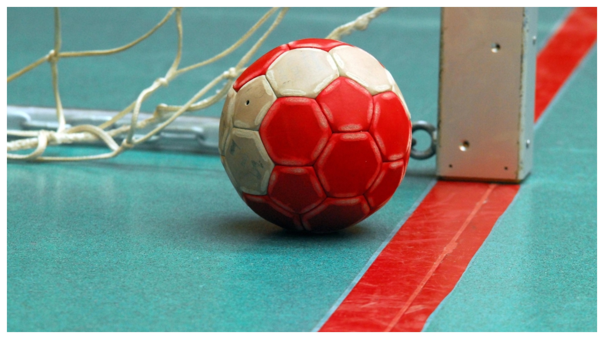 Gloria Bistriţa – Râmnicu Vâlcea: Duel european în Liga Florilor